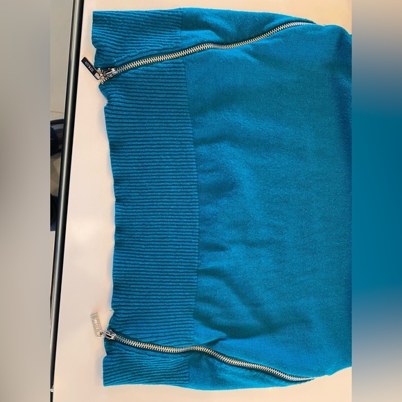 GUESS Cowl Neck Sweater with Zippers at the Hem (Turquoise, Medium) - Picture 4 of 6